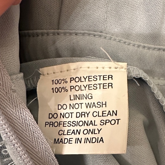 Mac Duggal Flounce Sleeve, Tea Length Women’s Dress size 8, with Sequins - Picture 14 of 14